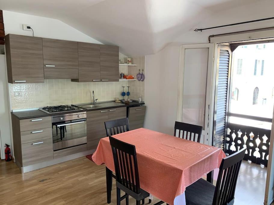 Casa Rino: Vacanze In Casetta...... Dongo Extérieur photo